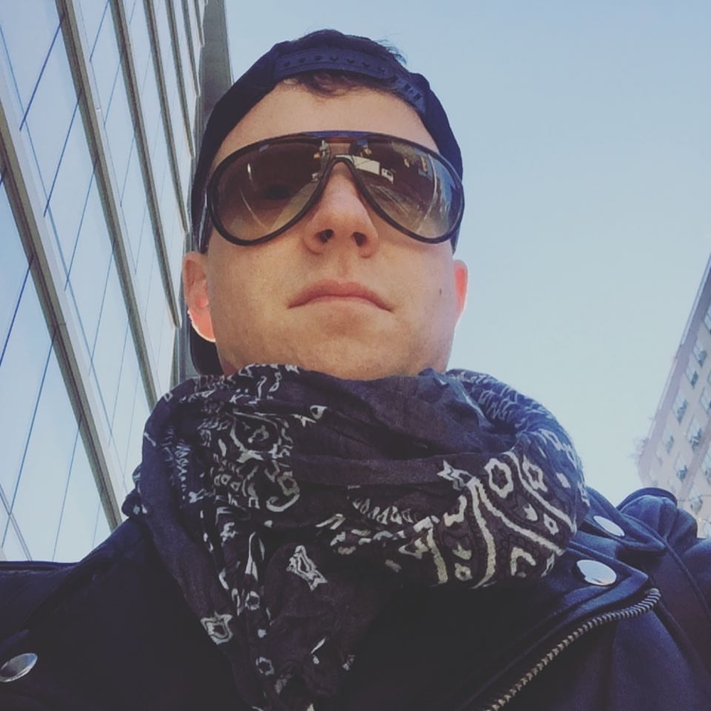 Meet your Posher, Scott